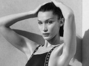 В листьях лотоса: Белла Хадид стала одной из главных героинь в рекламе сумок от Bvlgari