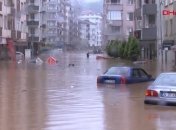 В курортной Турции - стихийное бедствие: людей вывозят на лодках (фото, видео)