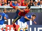 "Барселона" предлагает Монтойе новый контракт   