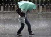 Ливни и сильный ветер: прогноз погоды на середину недели