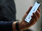 Пользователь рассказал, как Apple "замедляет" старые iPhone