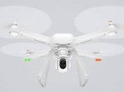 Xiaomi официально представила квадрокоптер Mi Drone (Видео)