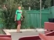 Несовершеннолетний убил на улице собаку