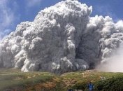 Извержение вулкана в Японии: пострадавших госпитализируют