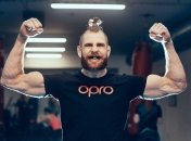 Боец три дня просидел в темной комнате без еды из-за демонов