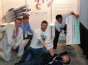 Украинские разработчики представили "умный" дефибриллятор