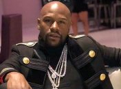 Дэна Уайт обсуждал с Мейвезером сделку о приходе в UFC