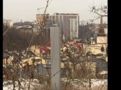 "Срежут на металл. Мы в безопасности": сеть повеселило фото "таинственного" монолита в Киеве