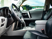 Розібралися, що робити, якщо в машині почало дивно пахнути