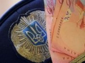 В Киеве на взятке задержали двоих полицейских