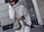 Коротка сукня-светр уже не в моді