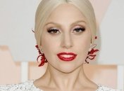 Леди Гага стала учительницей (Видео)