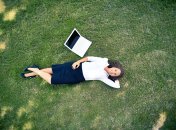 Газонна трава має встигнути вкоренитися