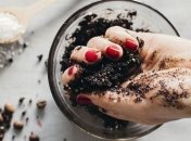 Скраби з меленої кави: прості рецепти для краси вашого тіла