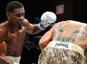 Ринг-анонсер ошибся, оглашая победителя боя (видео)