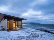 Шикарный домик на берегу океана в Канаде (Фото)