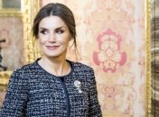 Королева Летиция показалась на публике в роскошной бархатной юбке