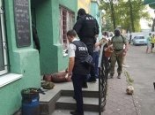 В Житомире полицейского задержали на взятке в 15 тысяч долларов