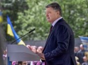 Порошенко: Украина делает все, чтобы вернуть из РФ украинских политзаключенных