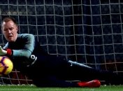 Тер Штеген едва не пострадал при встрече с болельщиками Барселоны (Видео)