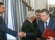 Кличко: Янукович не уйдет в отставку