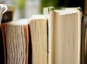 Международную Букеровскую премию-2019 получила писательница из Омана