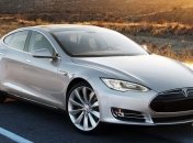 Поставки автомобилей Tesla составили 50%