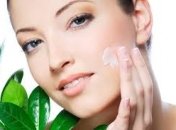 Заряжайся красотой: косметика из шиповника (видео)