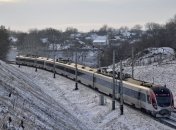 "Новогодние" поезда УЗ: открыта продажа билетов на популярные направления