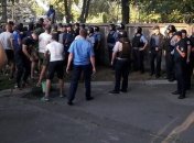 В Киеве снова штурмуют стройку на Святошино