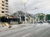 Місце влучення у Краматорську (фото: Андрій Єрмак)