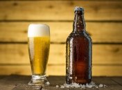 "Экологическая" тара: в Дании создали "первую в мире" бумажную пивную бутылку