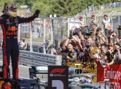 Ферстаппен не без скандала выиграл гран-при Австрии