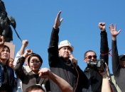 Это вам не Беларусь: в сети обсуждают фото протестов в Бишкеке