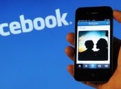 Акции Facebook выросли на реальных подарках