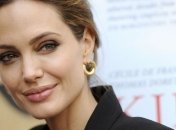 Анджеліна Джолі висловилась проти насильства над дітьми під час карантину