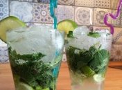 Мохито - отличное решение и для летней жары, и для вечеринки