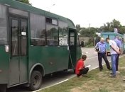 В Сумах задержан водитель маршрутки с наркотиками и оружием