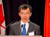 Посол Китая во Франции Лу Шайе, который попал в скандал