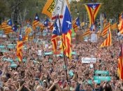 Испания призвала лидеров Каталонии подчиниться решению Мадрида