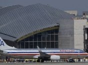 American Airlines приостановила полеты из-за отвалившихся кресел