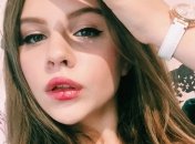 Злата Митчелл показала свои достижения в танцах (Видео)