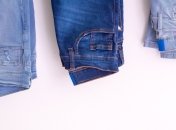 Джинсы являются универсальной одеждой