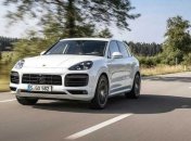 Porsche Cayenne Turbo S E-Hybrid установил новый рекорд на бездорожье (Видео)