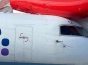 Два пассажирских лайнера столкнулись в аэропорту Шотландии: фото