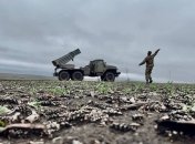 Украинские военные продолжают держать оборону