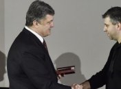 Порошенко наградил режиссера фильма о Майдане