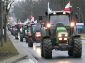 "Справа не в зерні": Зеленський назвав "знущанням" ситуацію на польському кордоні