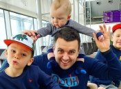 "Меня часто спасает фантазия": Григорий Решетник рассказал, каково это быть многодетным отцом