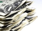 В желудке 40-летней туристки обнаружили $70 000